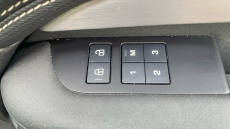 Land Rover Discovery 3.0 D250 R-Dynamic SE 5dr Auto Diesel Station Wagon